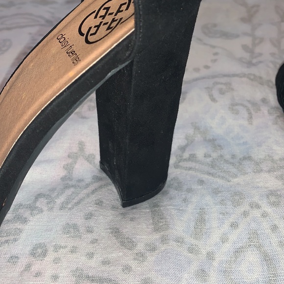 Daisy Fuentes Rainbow Black Rhinestone Block Heels Sz 9 - Picture 6 of 9